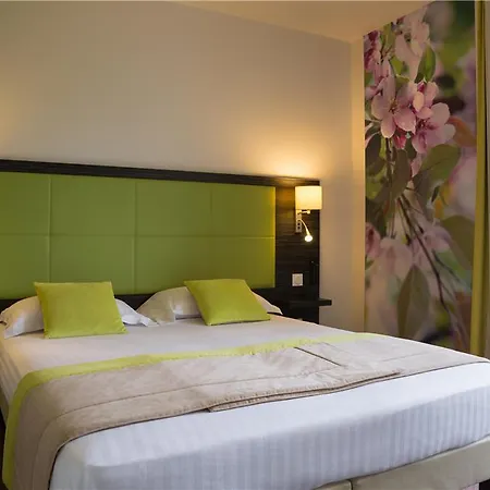 Ogcity Cholet Sud La Verriaire Hotel *