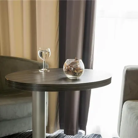 Hotel Ogcity Cholet Sud La Verriaire *