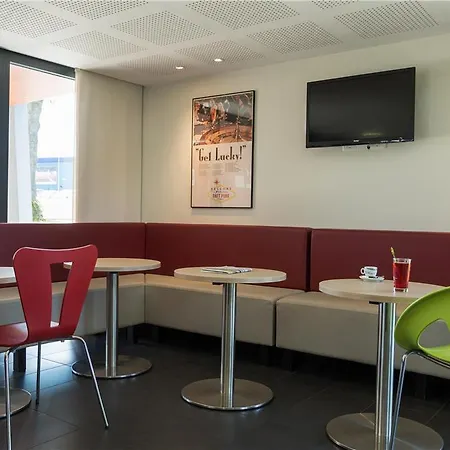 Ogcity Cholet Sud La Verriaire Hotel Chanverrie