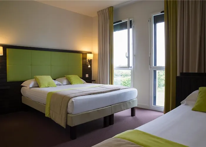 Ogcity Cholet Sud La Verriaire 호텔