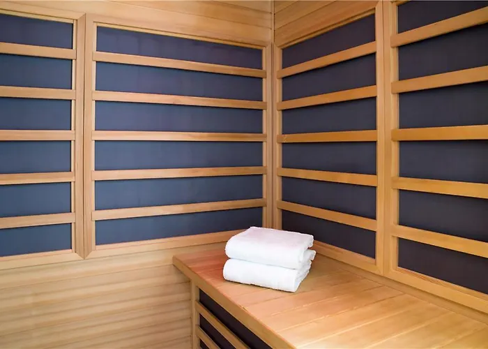 Ogcity Cholet Sud La Verriaire 호텔